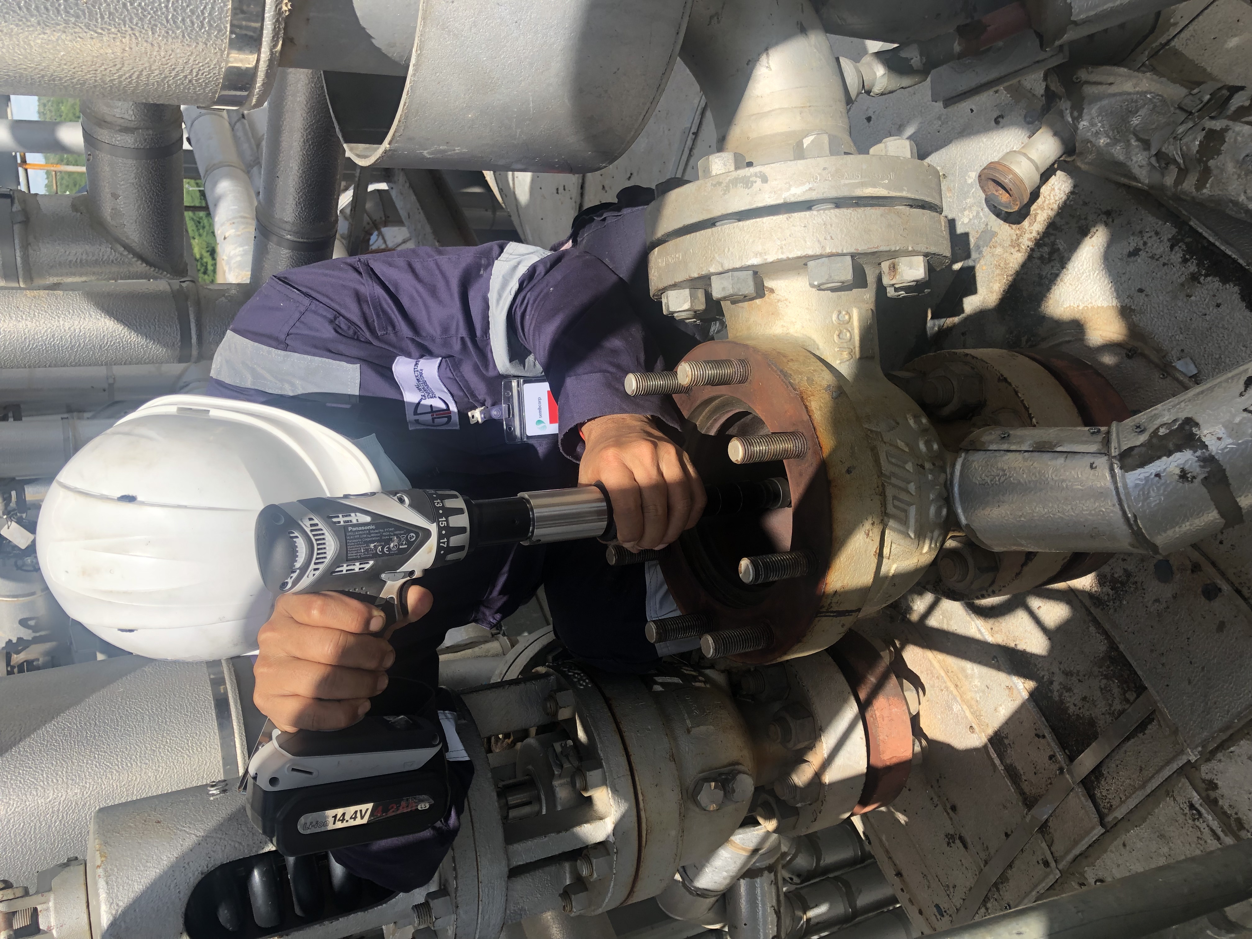Safety valve lapping and servicing by GIE